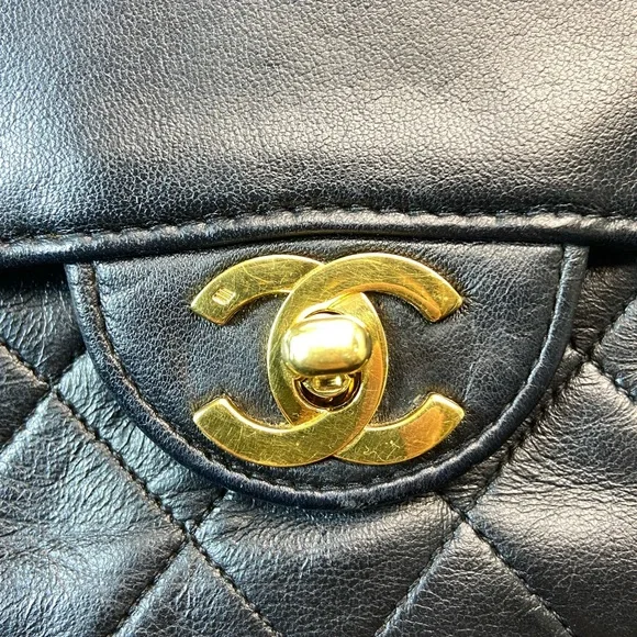 HOLD - CHANEL Vintage Black Lambskin Flap Bag Medium GHW - Picture 10 of 16